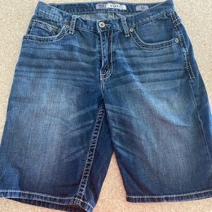 Mens buckle shorts